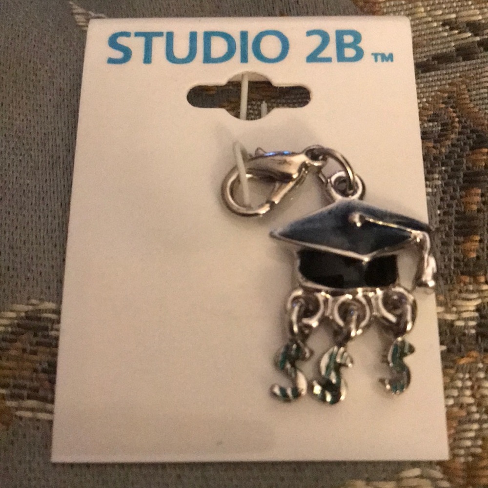 Vintage Studio 2B